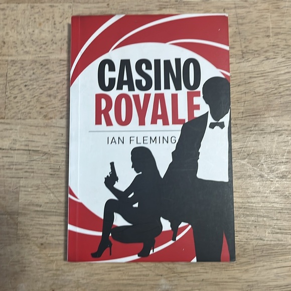 James Bond Collection Box Set - Picture 13 of 14